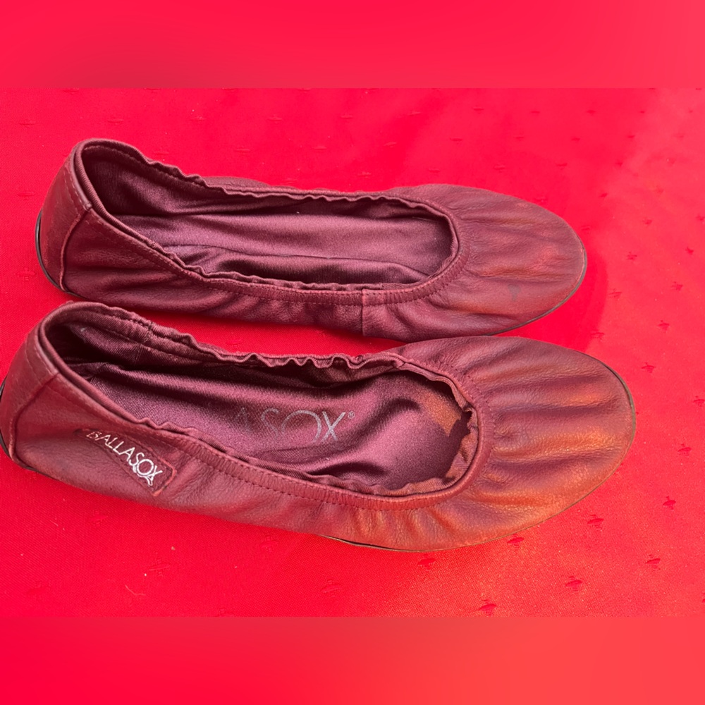 Ballasox Burgundy Ballet Flats